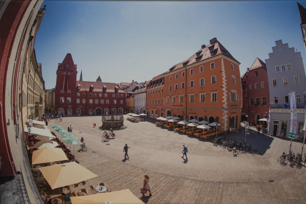 Altstadthotel Arch Регенсбург Екстериор снимка