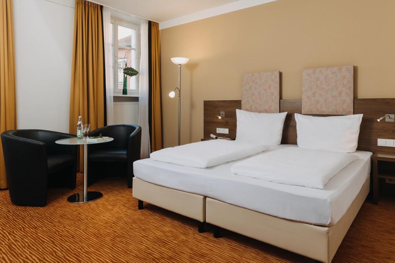 Altstadthotel Arch Регенсбург Екстериор снимка