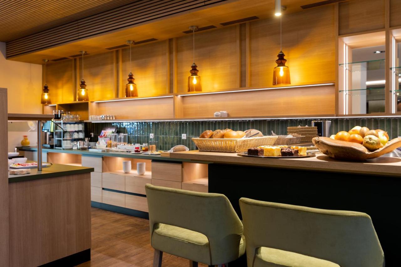 Altstadthotel Arch Регенсбург Екстериор снимка