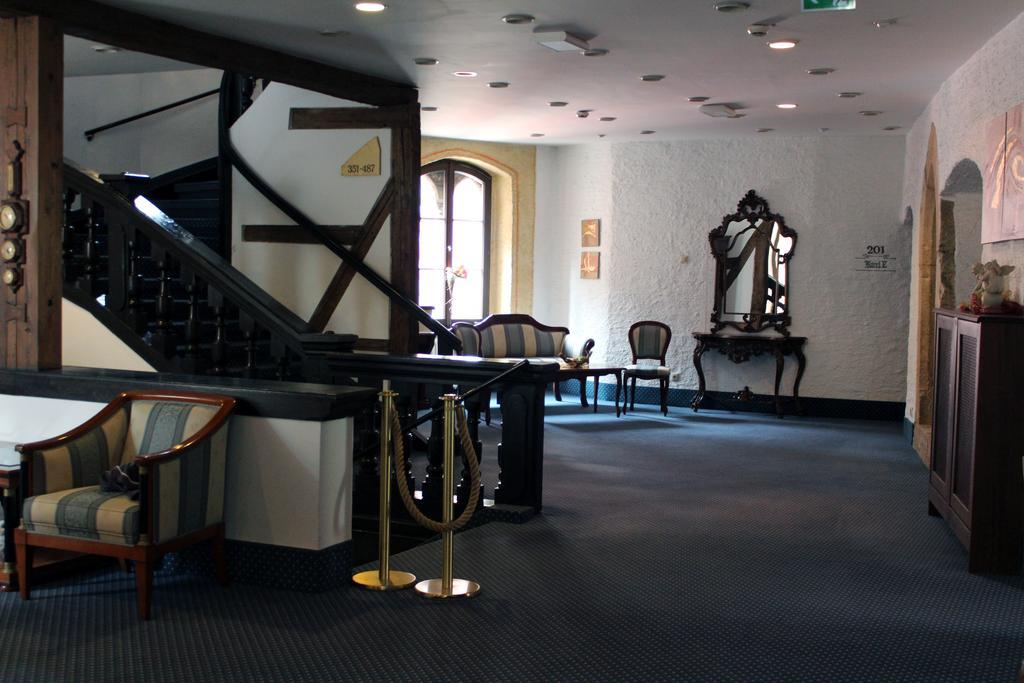 Altstadthotel Arch Регенсбург Екстериор снимка